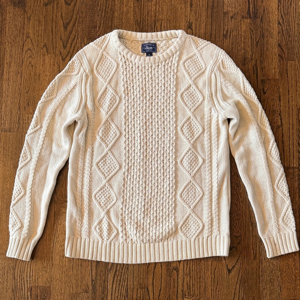 G.H. Bass & Co. Cream Cable Knit Crewneck Sweater